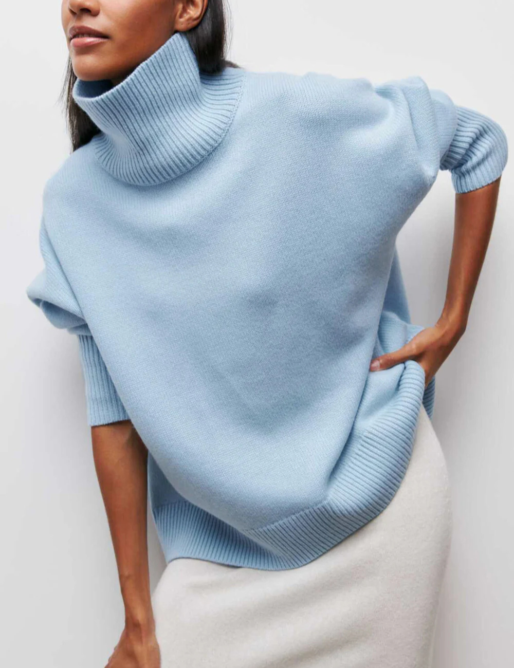 Suéter de cuello alto oversized con canalé